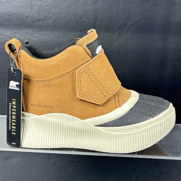 SOREL Boys Sz 12 Out N About IV Strap Rain Hike Boots Waterproof Taffy Tan Black - Picture 7 of 16